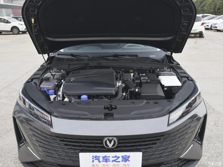 長(zhǎng)安汽車 逸達(dá) 2023款 藍(lán)鯨NE 1.5T GDI DCT領(lǐng)航型